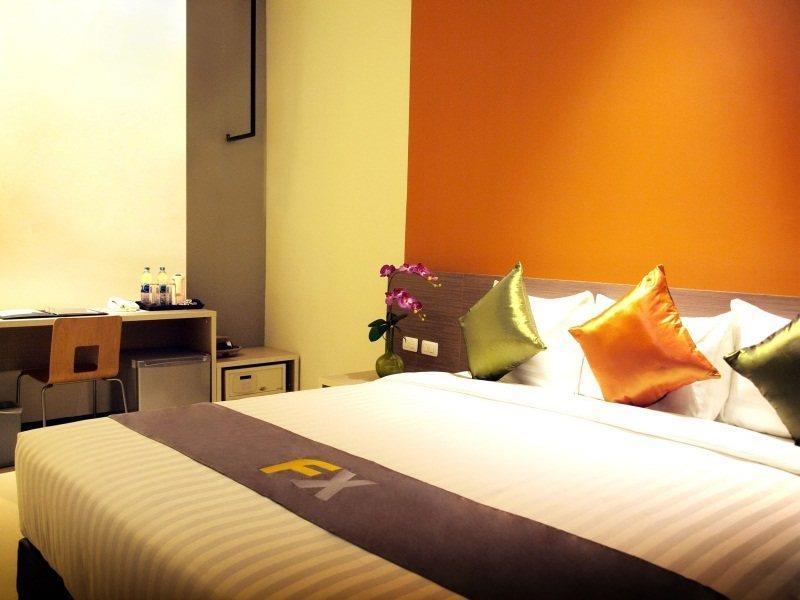 D Varee Xpress Makkasan Hotel Bangkok Exterior photo