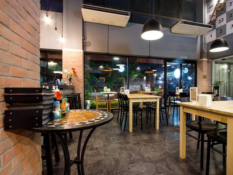 D Varee Xpress Makkasan Hotel Bangkok Exterior photo