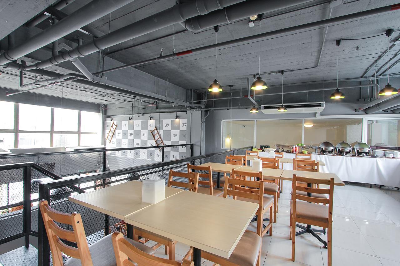 D Varee Xpress Makkasan Hotel Bangkok Exterior photo